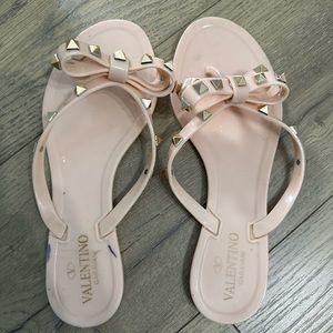 Valentino Garavani size 38 Rockstud PVC flats with bow